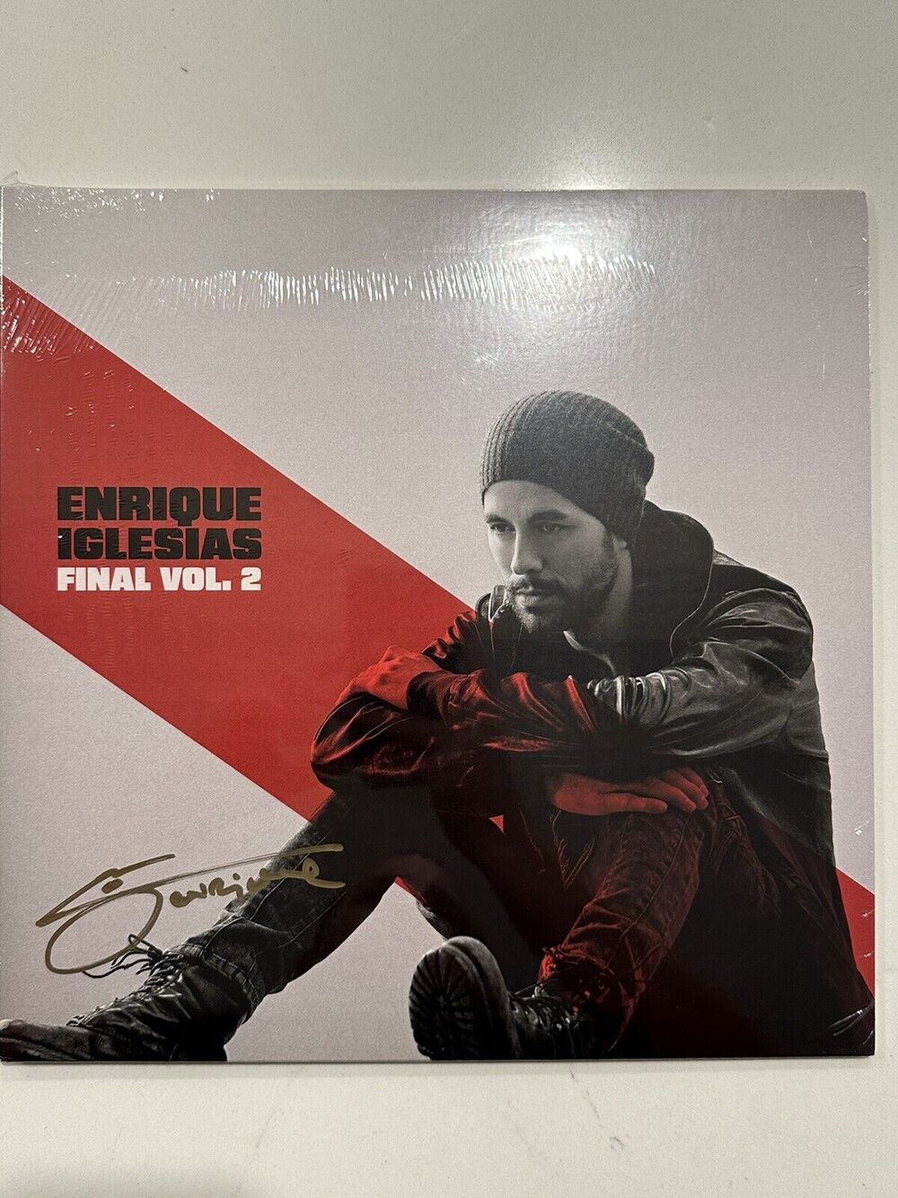 AUTOGRAPHED SIGNED Enrique Iglesias Final Vol Volume 2 Black Vinyl LP